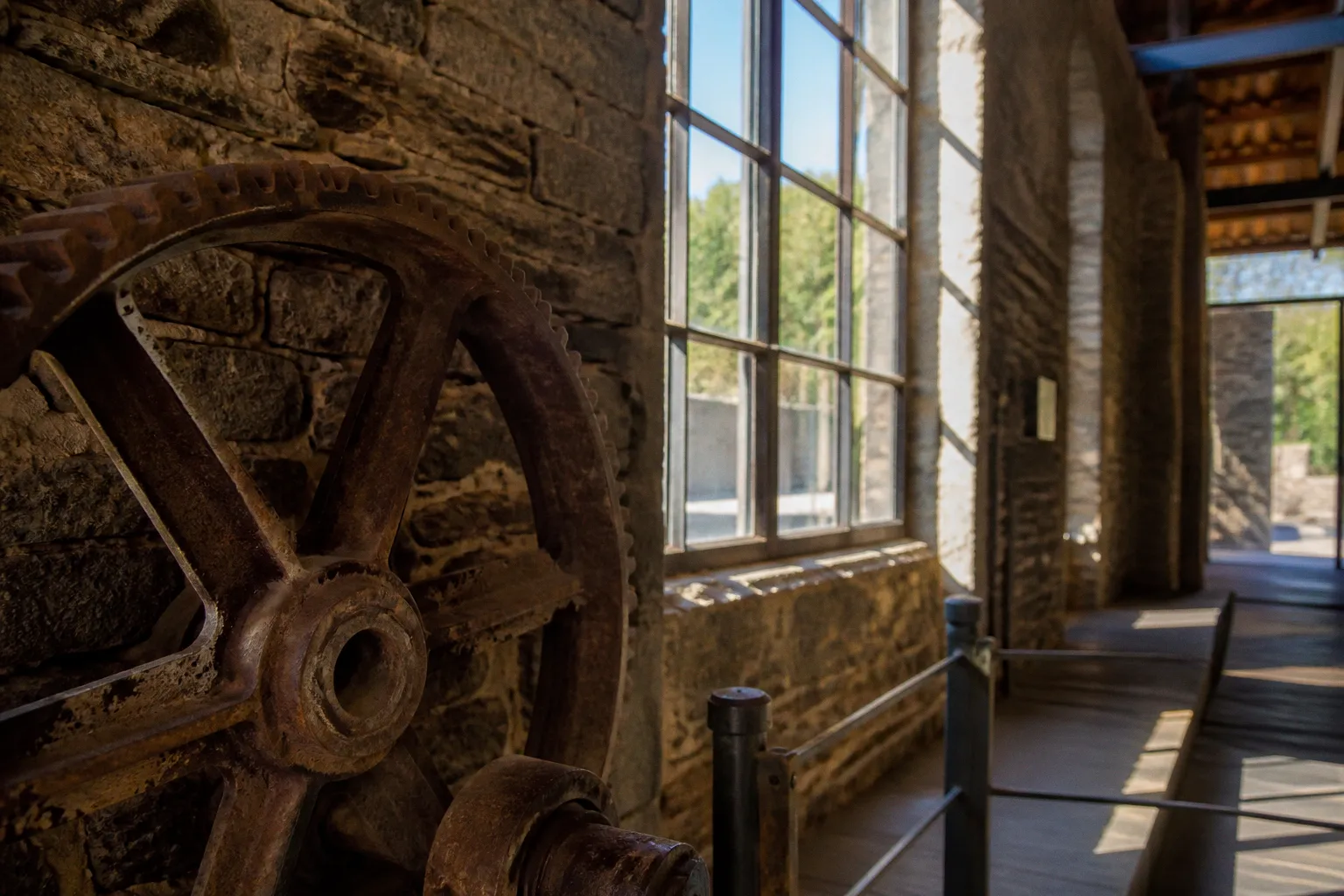 Réinventer le Peerless Mill : les étudiants en architecture face au défi du patrimoine industriel